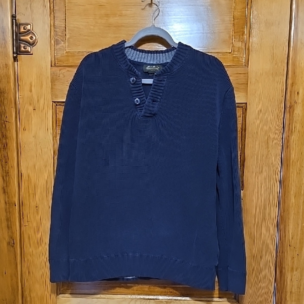Eddie Bauer Blue V-Neck Sweater Knit Design L
